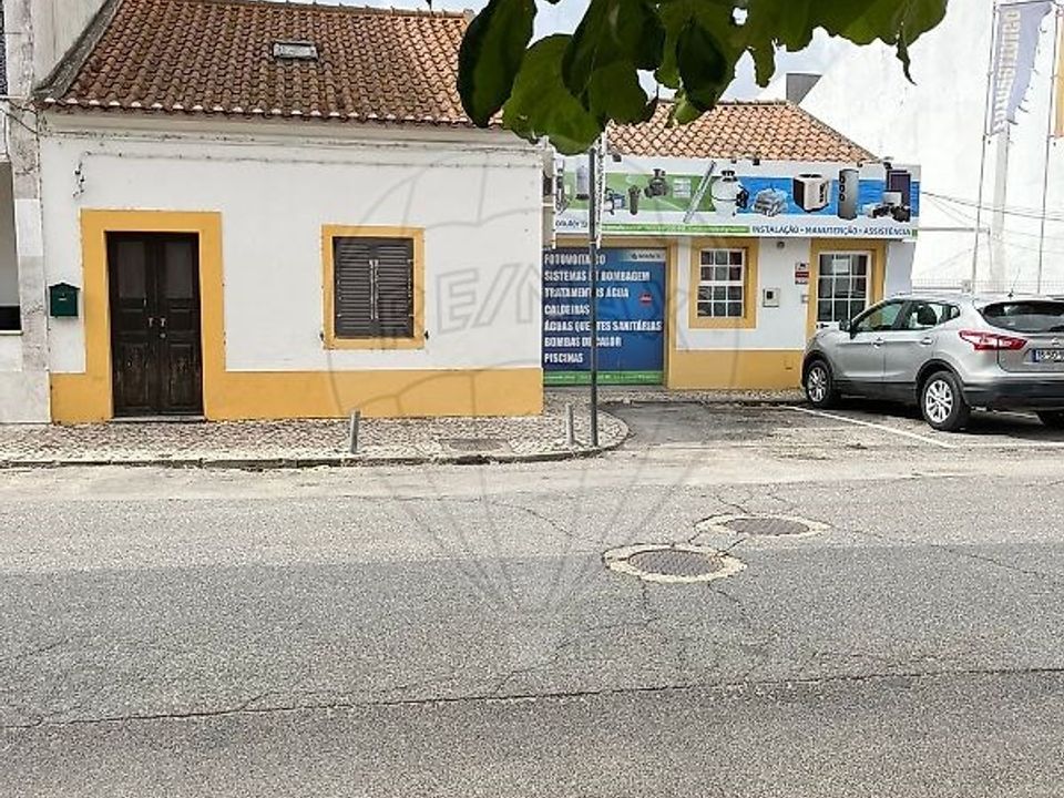 Erhvervsejendom i Benavente, Santarem - foto 1