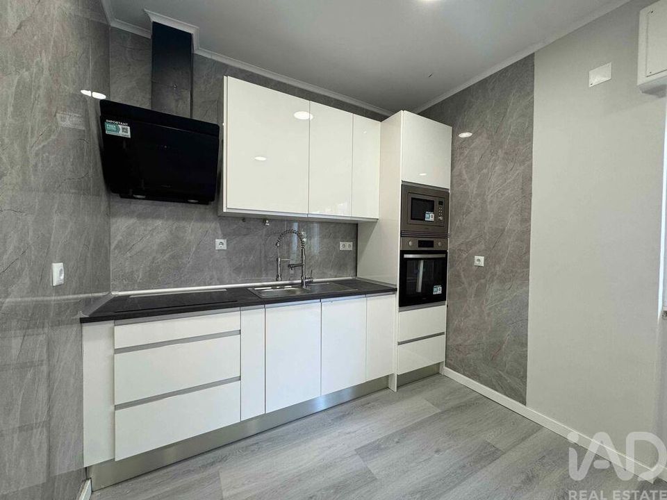 Apartamento en Amadora, Lisbon - foto 2