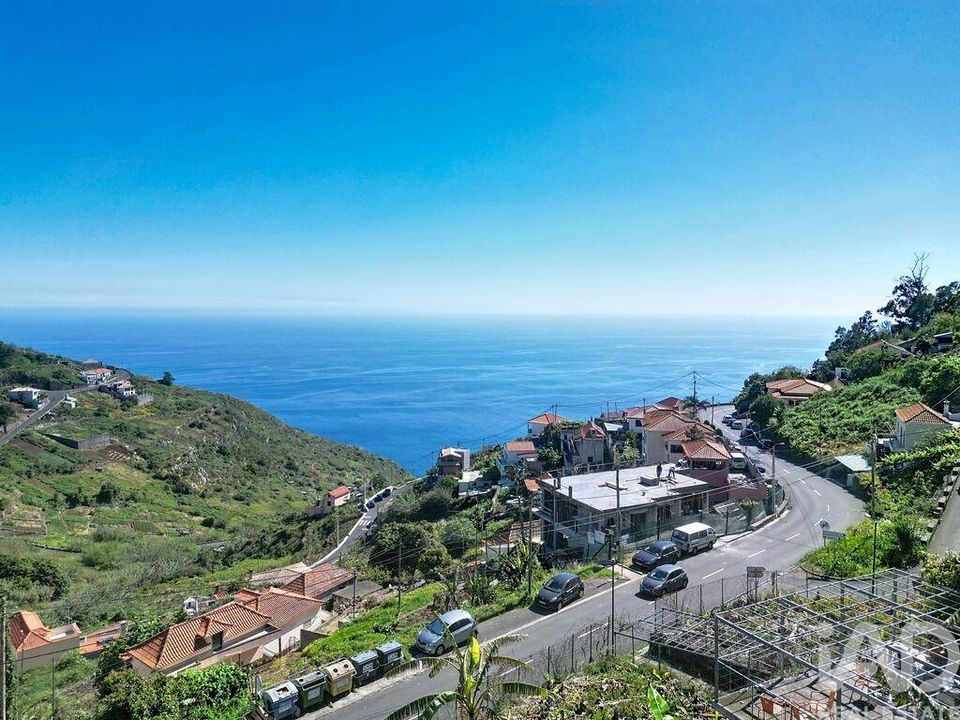 Helårsgrund i Camara de Lobos, Madeira - foto 1
