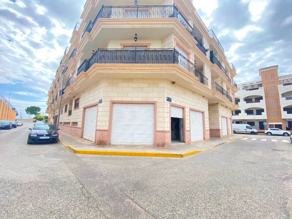 Erhvervsejendom i Formentera Del Segura, Alicante - foto 1