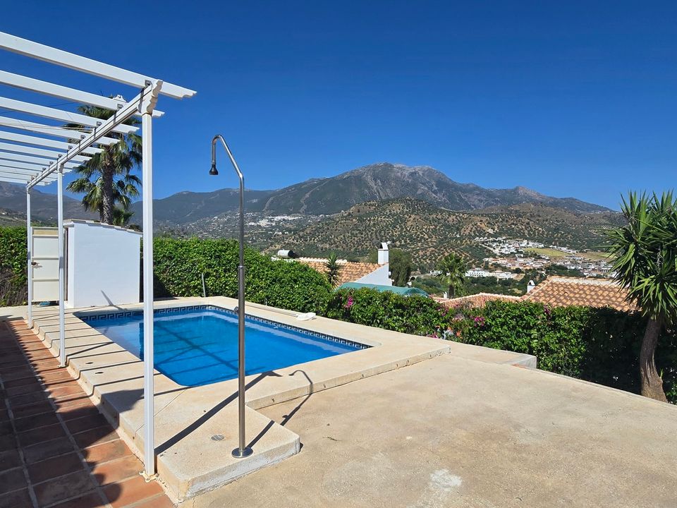 Villa i Vinuela, Malaga - foto 1