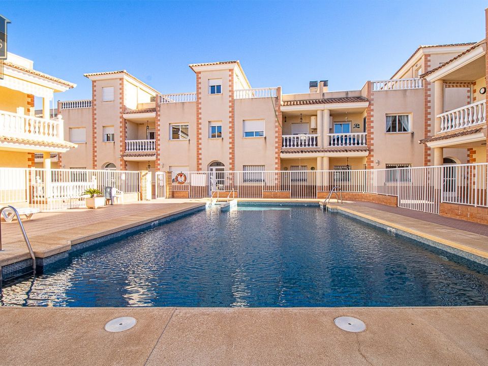 Apartment in Los Lobos, Almeria - photo 1