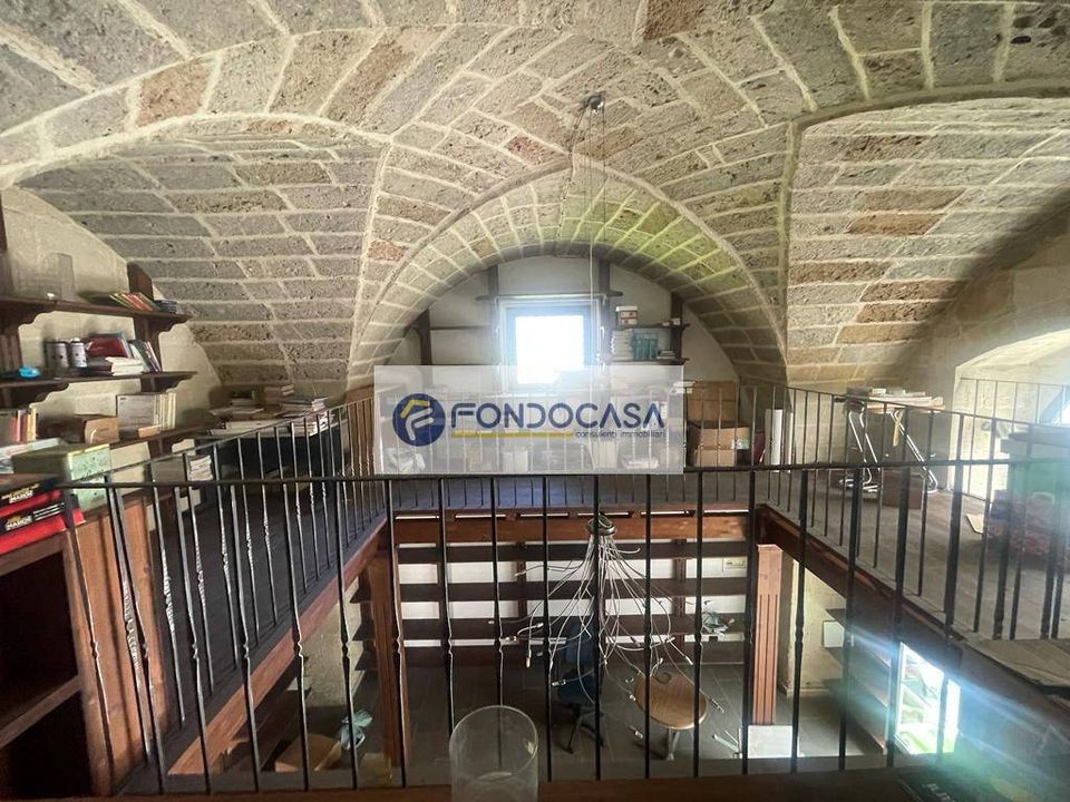 L'establiment comercial a Maglie, Lecce - foto 1