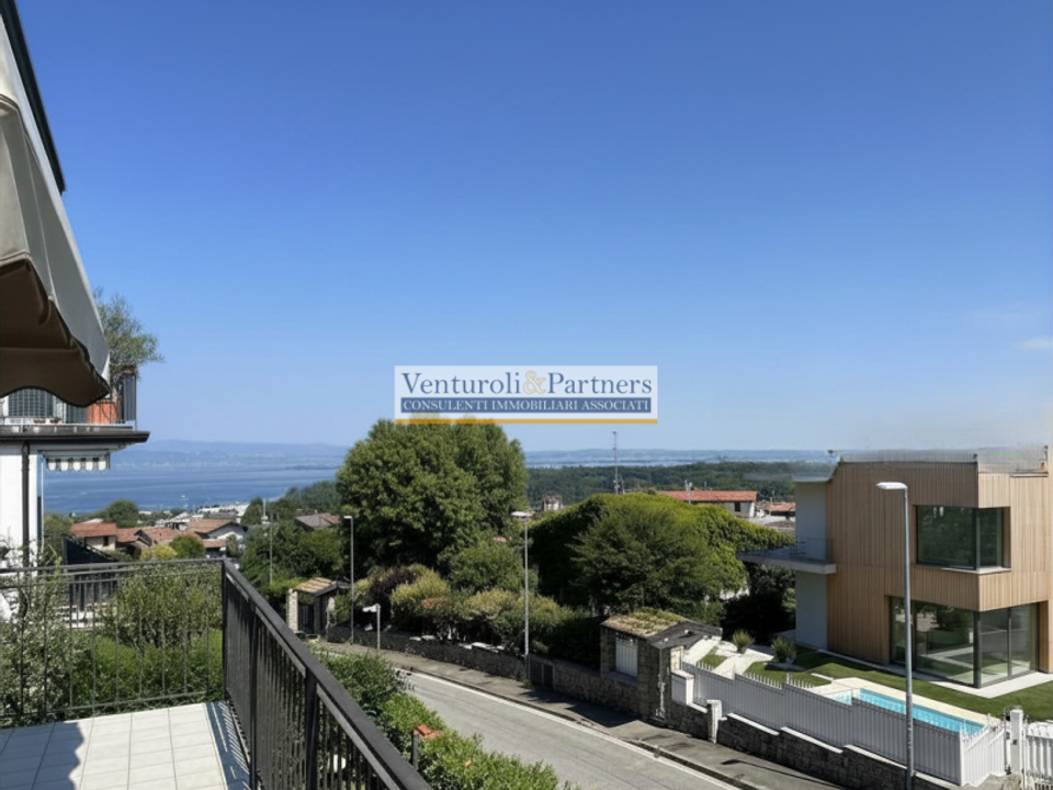 Villa i Lonato del Garda, Brescia - foto 1