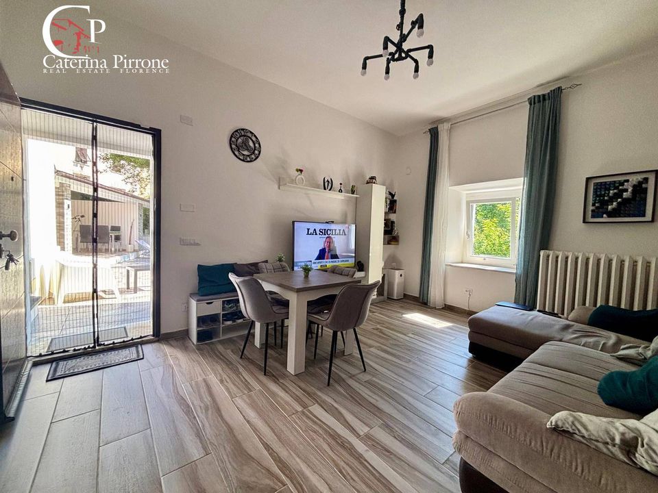 Lejlighed i Borgo San Lorenzo, Florence - foto 1