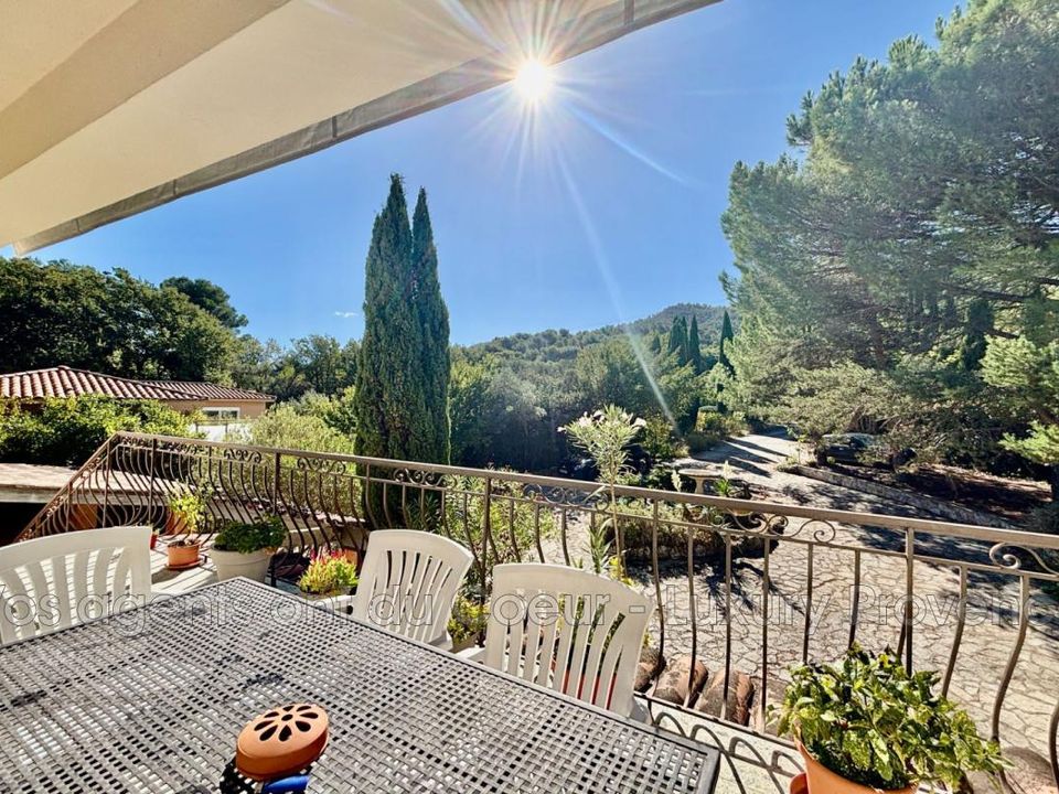 Villa i Simiane-Collongue, Bouches-du-Rhone - bilde 1