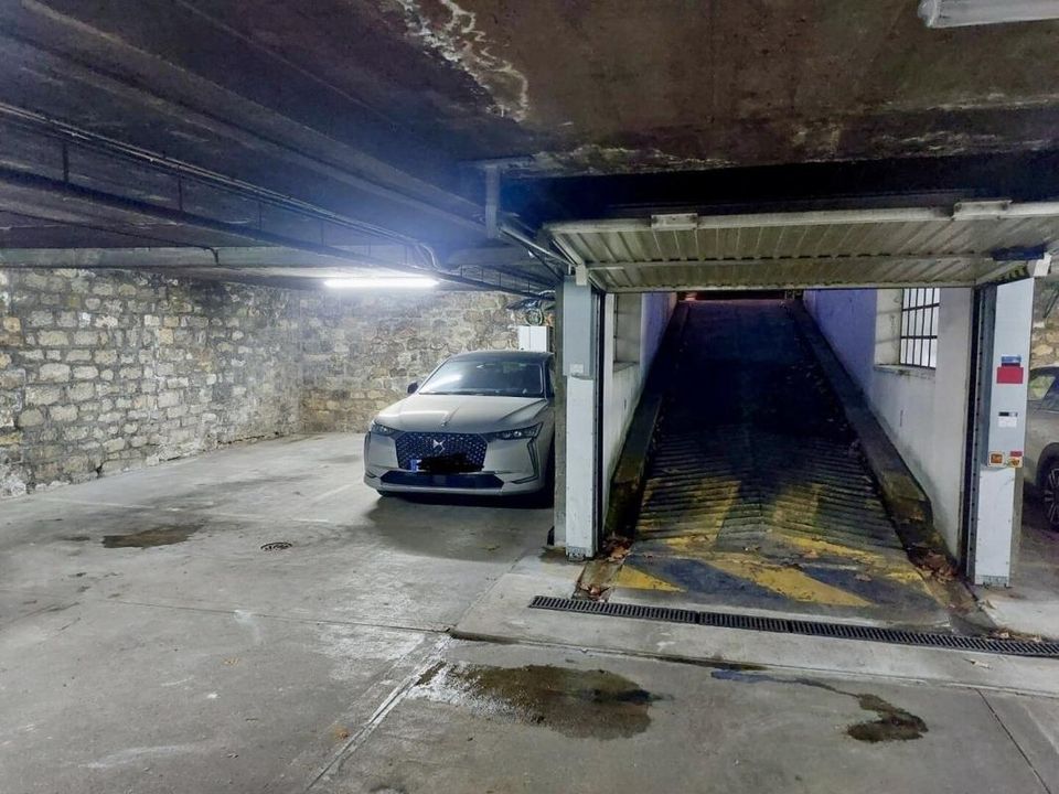 Parkeringsplads i Neuilly-sur-Seine, Hauts-de-Seine - foto 5