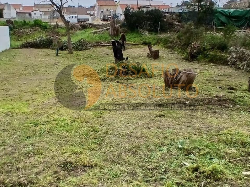 Helårsgrund i Corroios, Setubal - foto 1