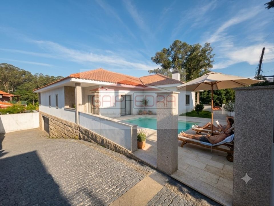 Villa a Airaes, Porto - foto 1