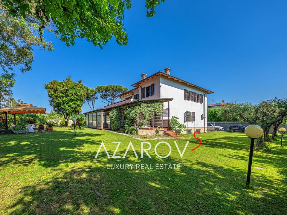 Villa i Carrara, Massa and Carrara - foto 1