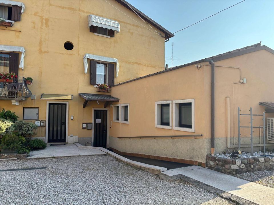Erhvervsejendom i Sant'Ambrogio di Valpolicella, Verona - foto 1