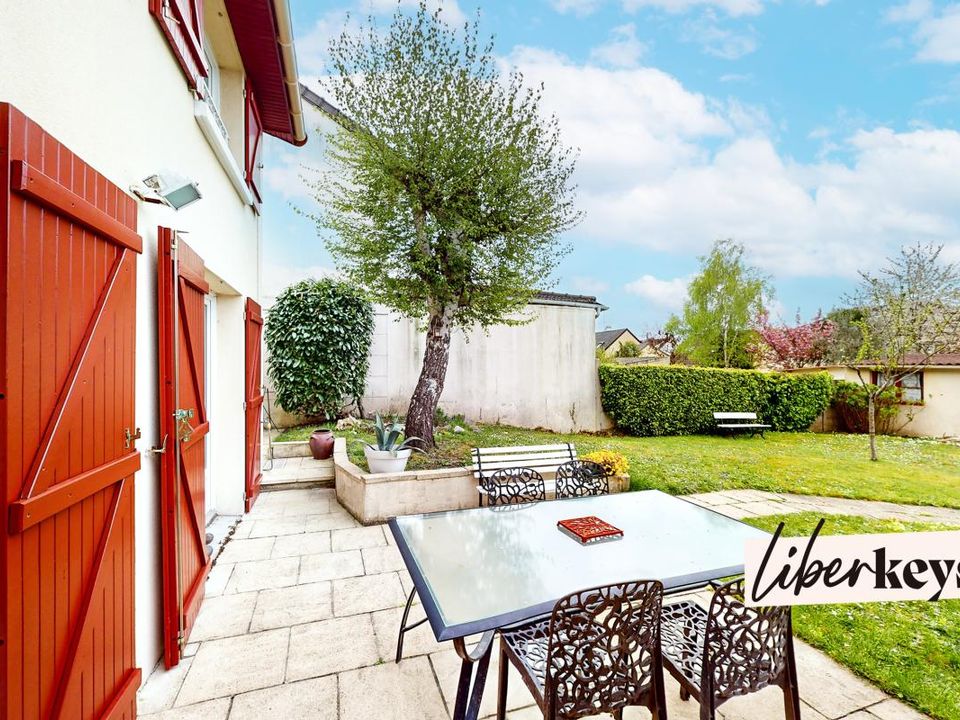 Villa i Gagny, Seine-Saint-Denis - bilde 2