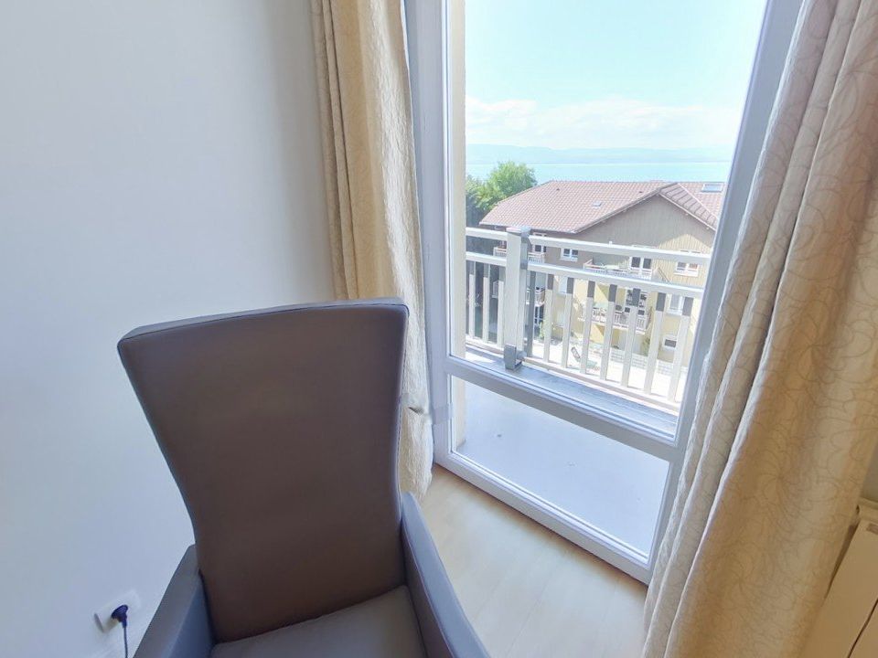 Erhvervsejendom i Evian-les-Bains, Haute-Savoie - foto 5