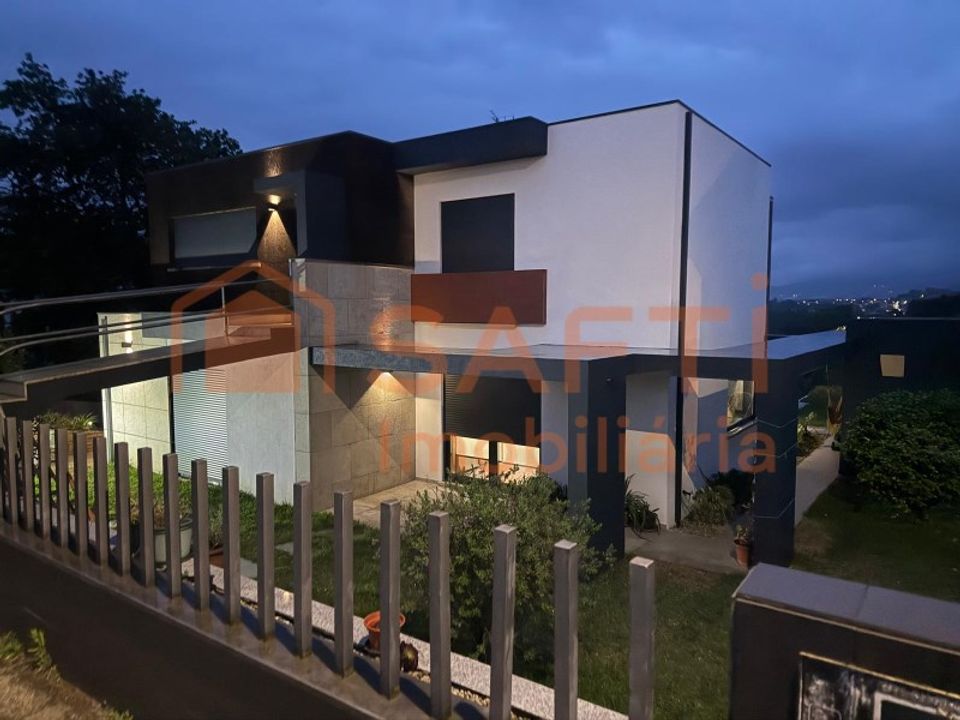 Villa i Bela, Viana do Castelo - foto 1