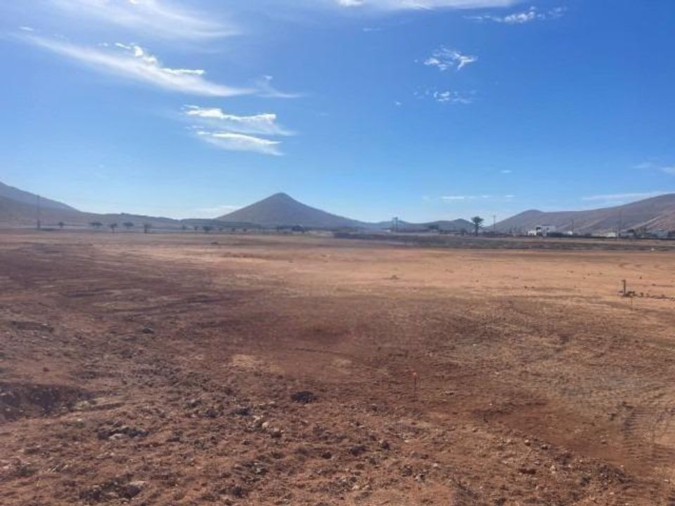 Helårsgrund i La Oliva, Fuerteventura - foto 1