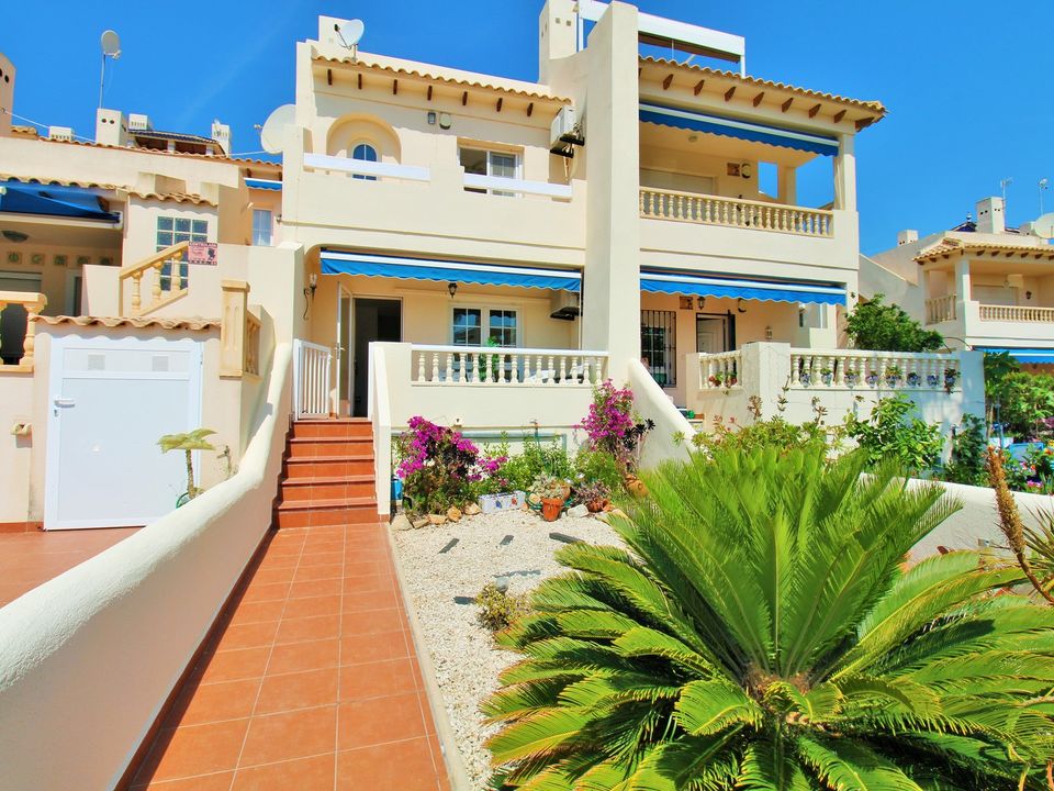Byhus i Las Ramblas Golf, Alicante - foto 1