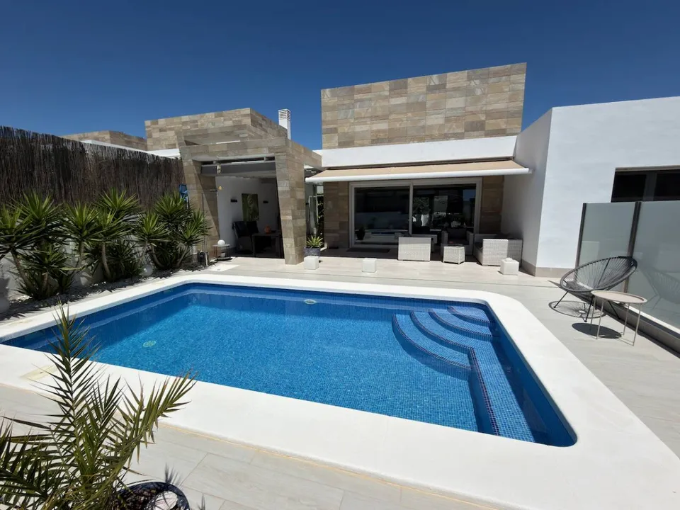 Villa i Algorfa, Alicante - bilde 1
