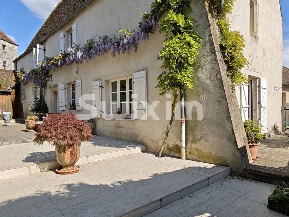 Villa i Pesmes, Haute-Saone - foto 1