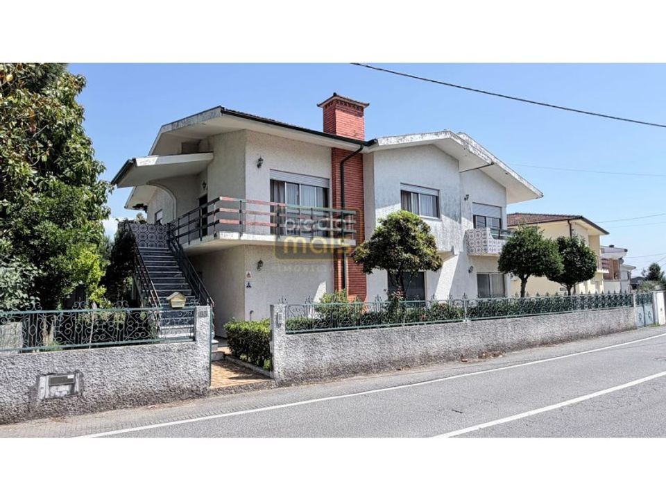 Villa i Vila Nova de Famalicao, Braga - foto 1