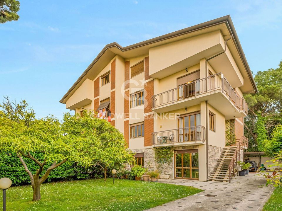 Villa en Massa, Massa and Carrara - foto 1