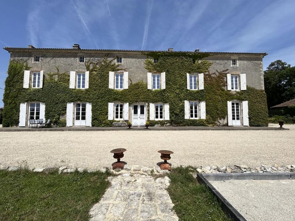Villa in Aigre, Charente - foto 1