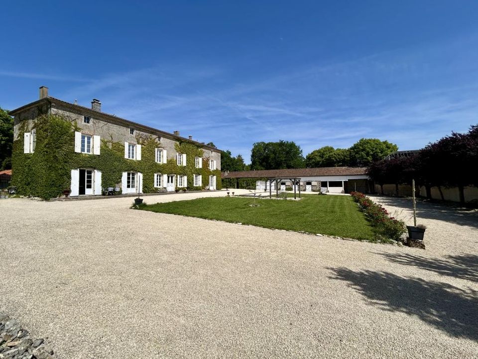 Villa in Aigre, Charente - foto 2