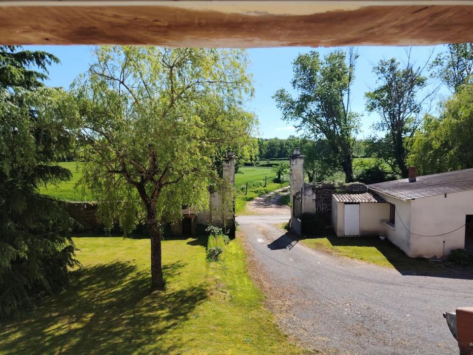 Boerderij in Dangé-Saint-Romain, Vienne - foto 3