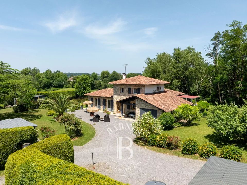 Villa i Urrugne, Pyrenees-Atlantiques - bilde 4