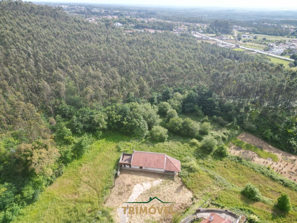 Helårsgrund i Oliveira de Azemeis, Aveiro - foto 1