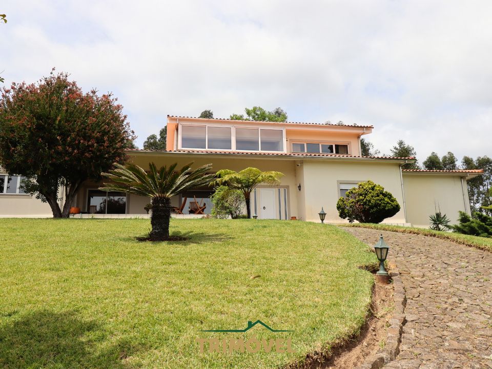 Villa i Oliveira de Azemeis, Aveiro - foto 1