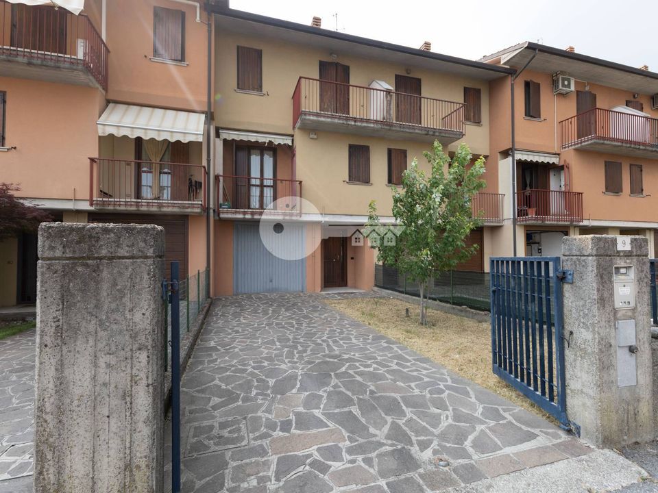 Rekkehus i Bagnolo Mella, Brescia - bilde 1