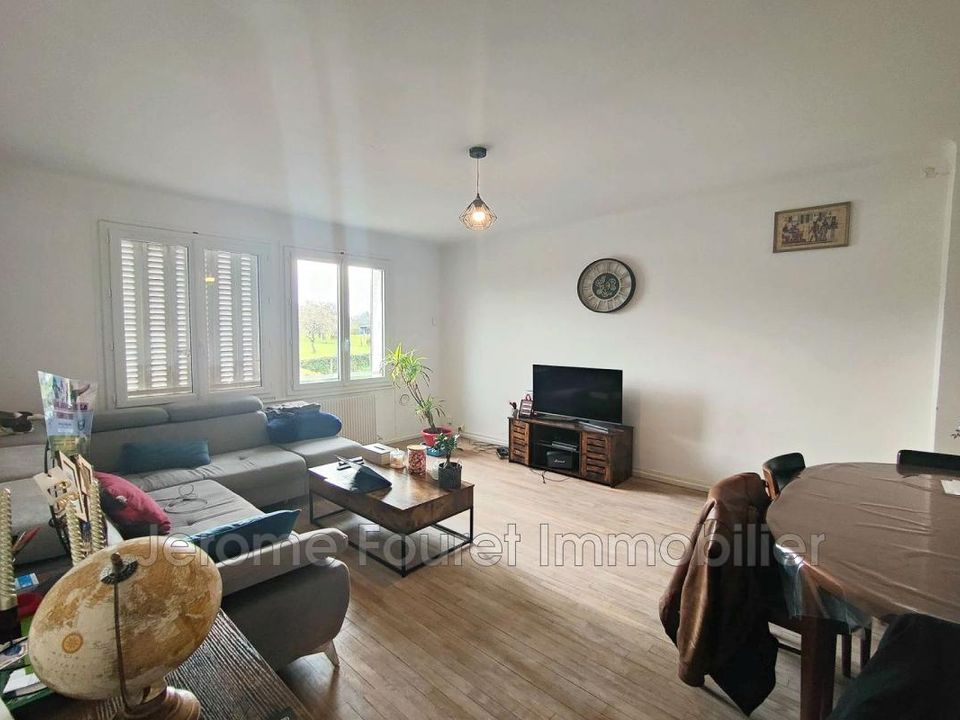Lejlighed i Montaignac-sur-Doustre, Correze - foto 1