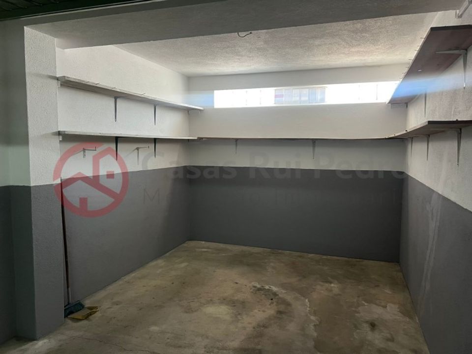 Garage i Laranjeiro, Setubal - foto 2