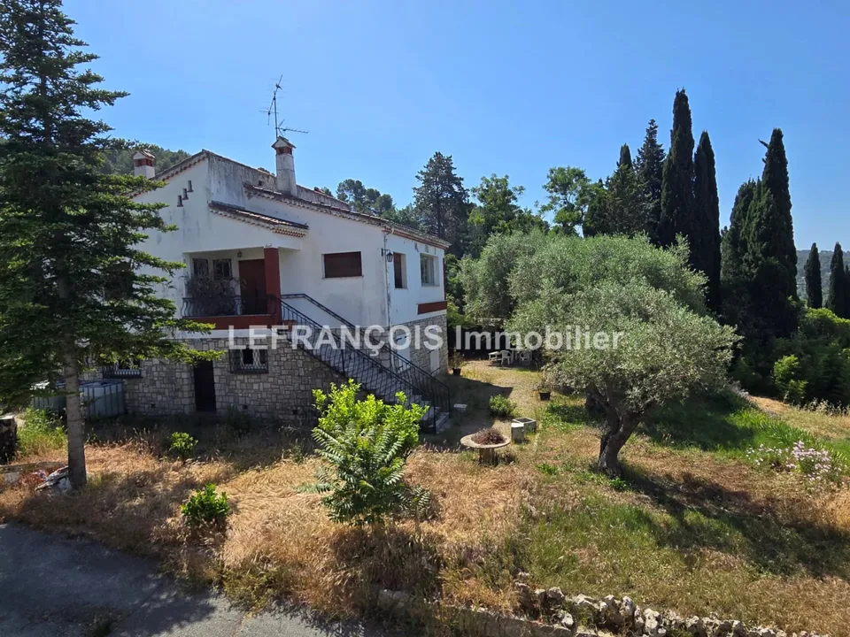 Villa i Mouans-Sartoux, Alpes-Maritimes - foto 1