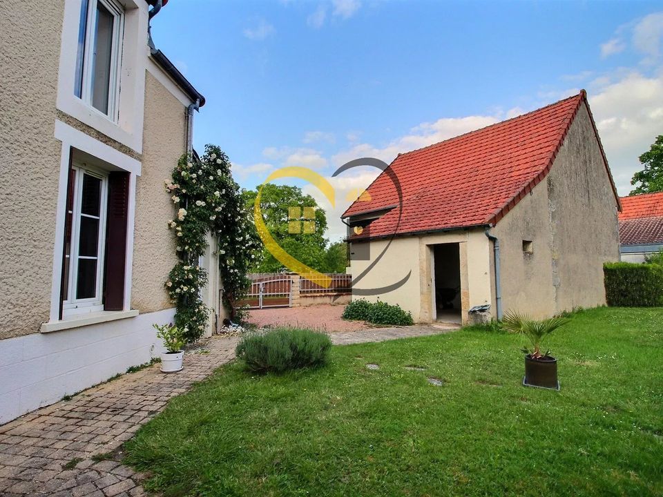 Villa en Saint-Germain-des-Bois, Cher - foto 1