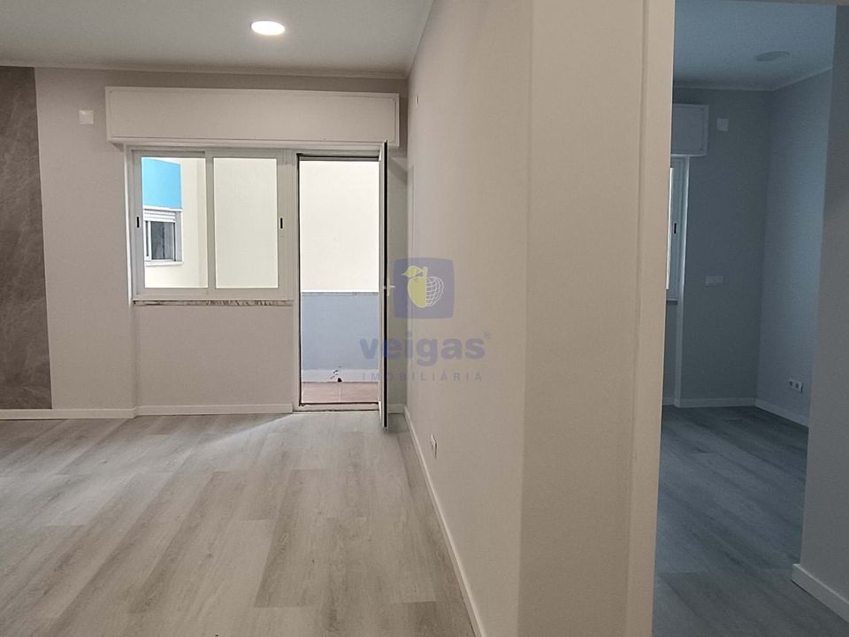 Lejlighed i Amadora, Lisbon - foto 4