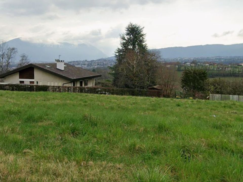 Helårsgrund i Poisy, Haute-Savoie - foto 1
