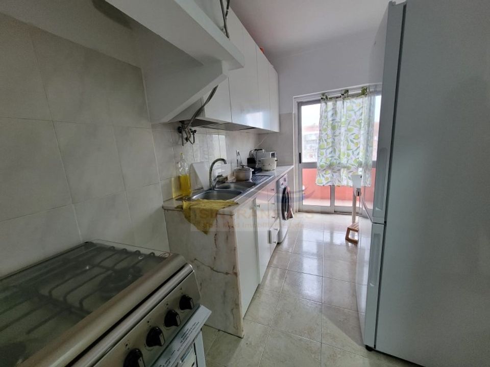 Lejlighed i Amadora, Lisbon - foto 4