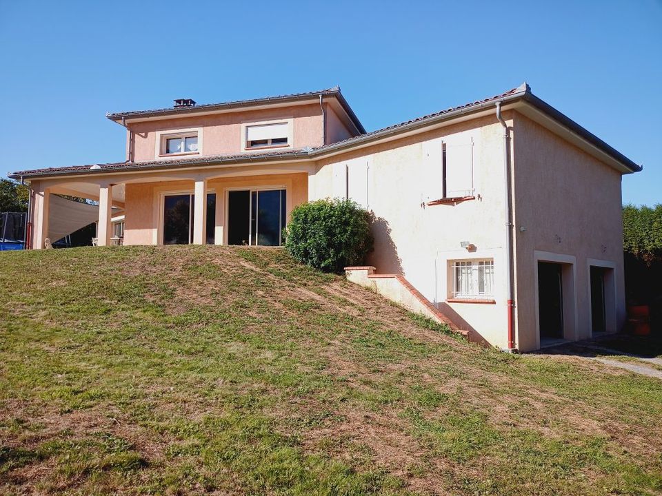 Villa i Saint-Amans-Soult, Tarn - bilde 1