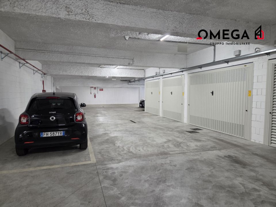 Garage i Trieste, Trieste - foto 4