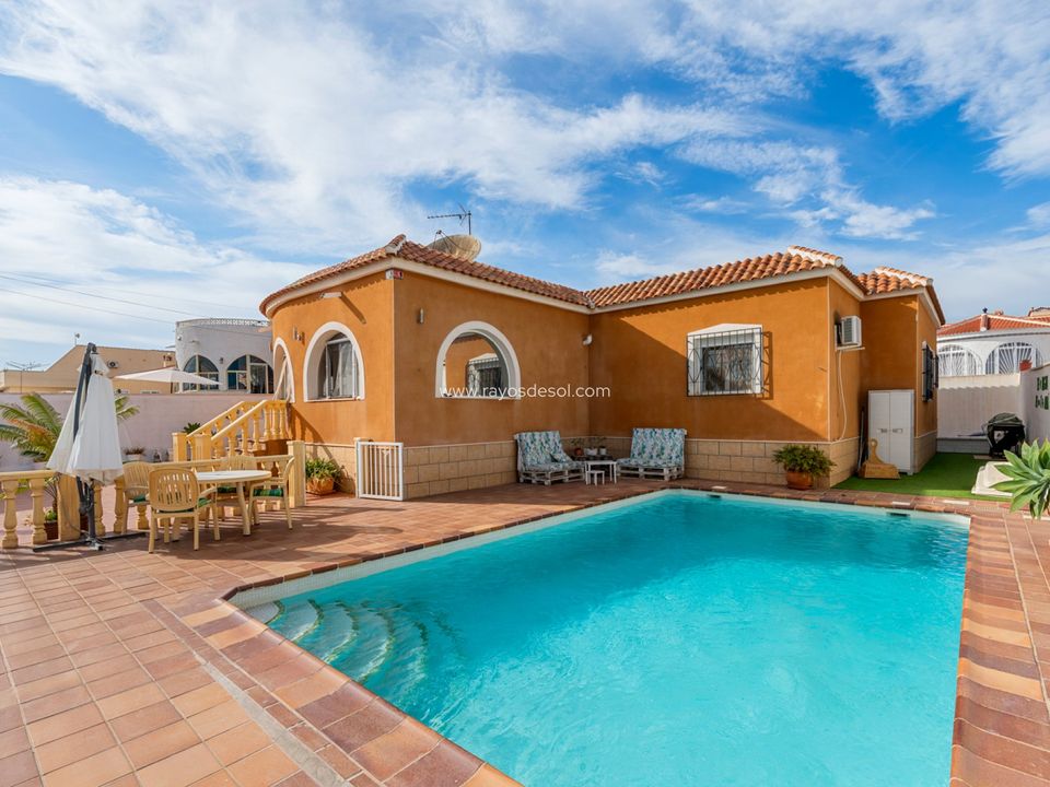 Villa i Ciudad Quesada, Alicante - foto 1