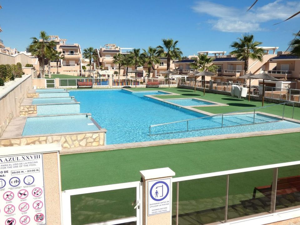 Apartamento en Punta Prima, Alicante - foto 1