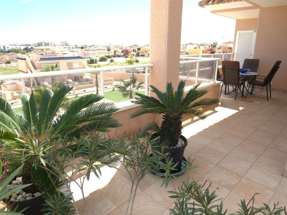 Apartamento en Punta Prima, Alicante - foto 2
