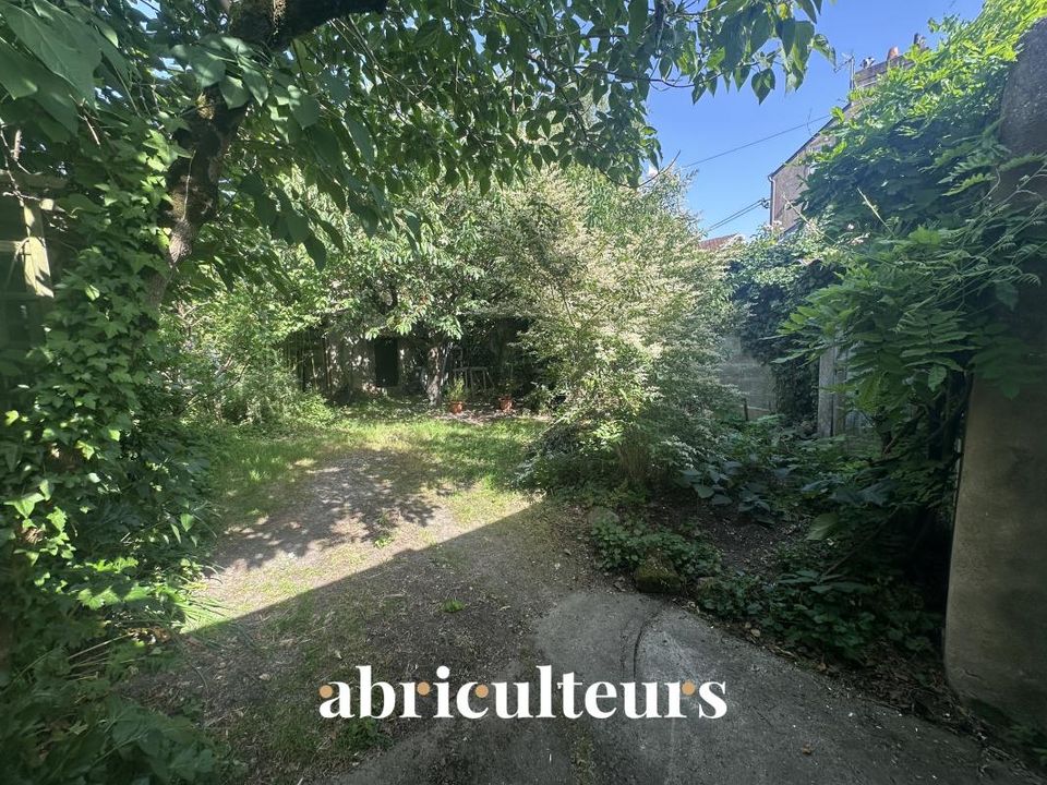Helårsgrund i Nantes, Loire-Atlantique - foto 1