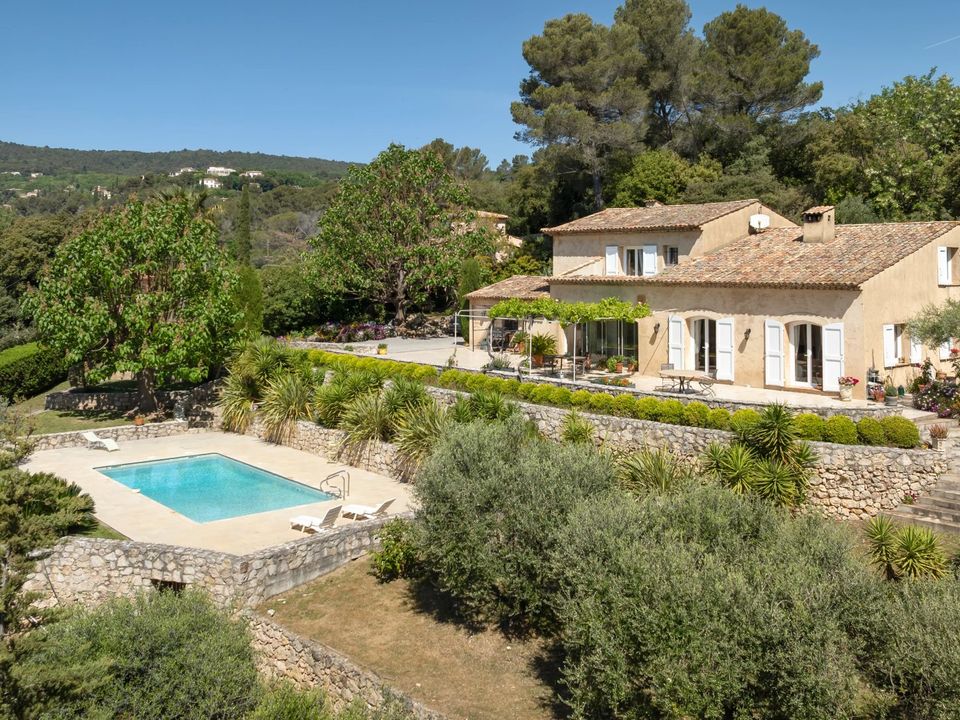 Villa i Cabris, Alpes-Maritimes - foto 1