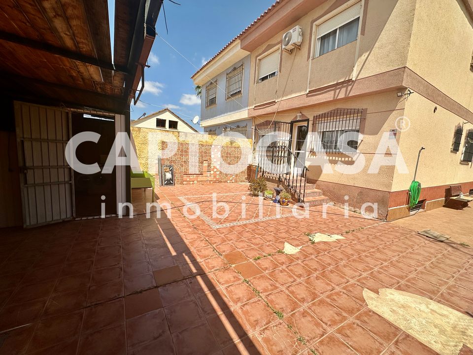 Casa adosada en La Palma, Murcia - foto 1