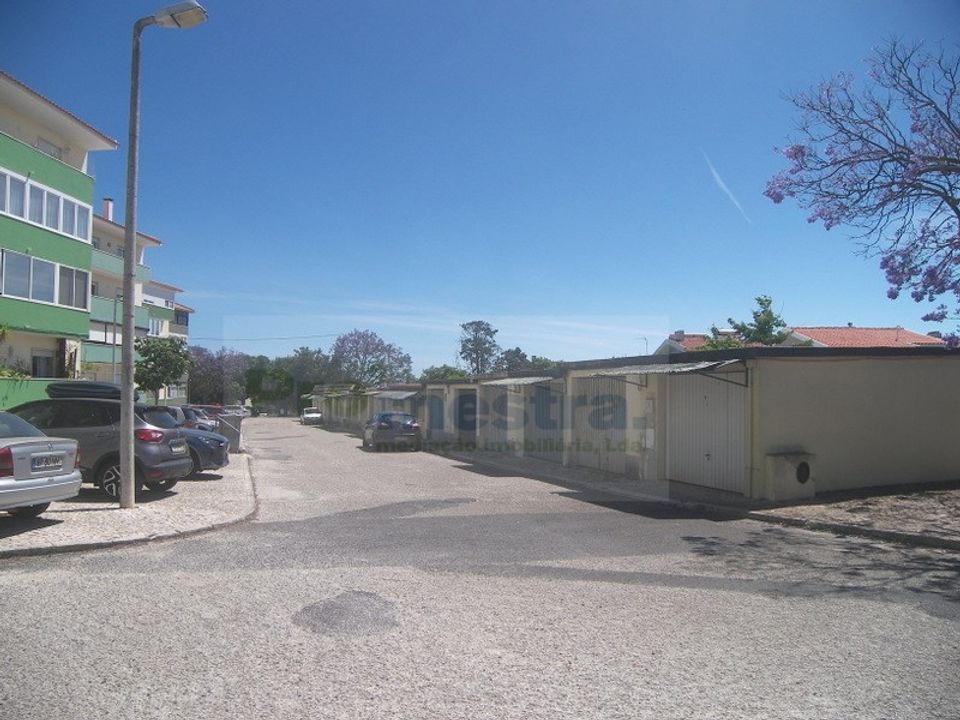 Garage i Carcavelos, Lisbon - foto 3
