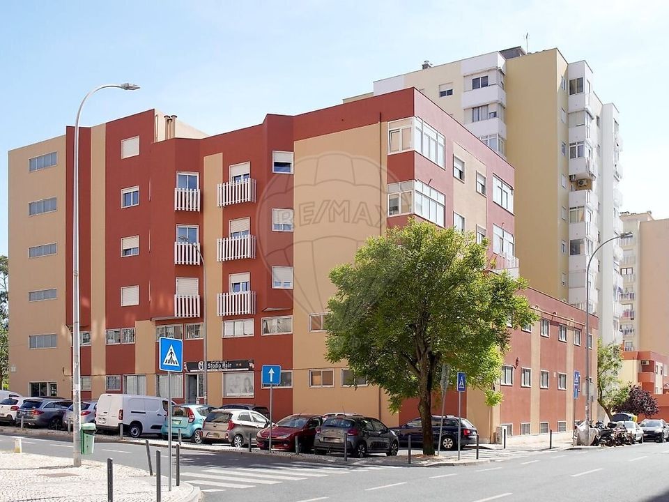Lejlighed i Amadora, Lisbon - foto 1