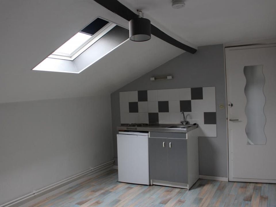 Studio in Angers, Maine-et-Loire - photo 1
