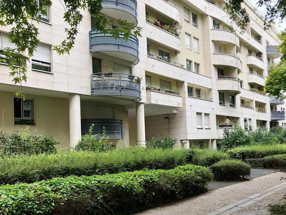 Lejlighed i Courbevoie, Hauts-de-Seine - foto 1